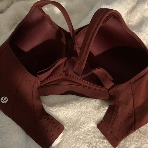 Lululemon Plum Color Run Time Bra Size 36E - Picture 3 of 4